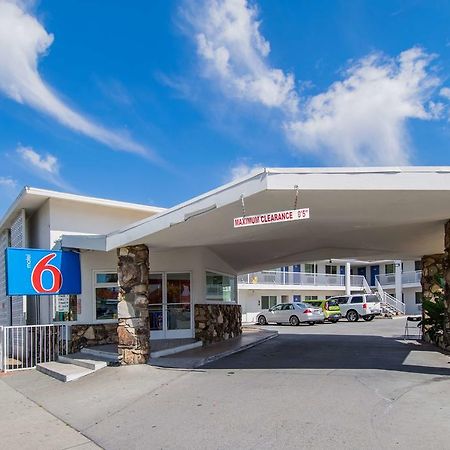 Motel 6-San Bernardino, Ca - Downtown Εξωτερικό φωτογραφία