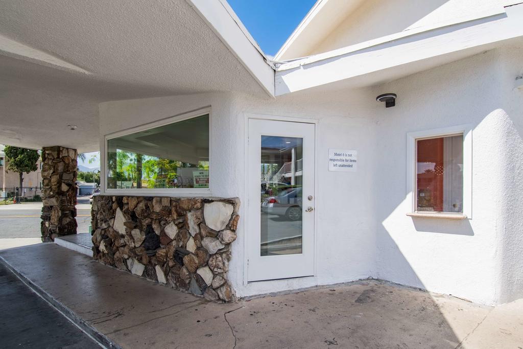 Motel 6-San Bernardino, Ca - Downtown Εξωτερικό φωτογραφία