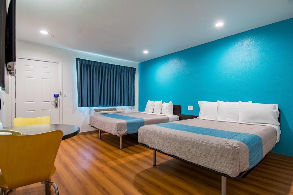 Motel 6-San Bernardino, Ca - Downtown Εξωτερικό φωτογραφία